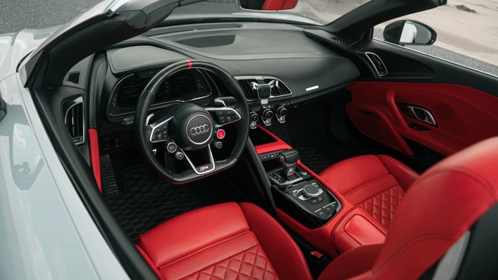 Audi R8 Rental Dubai gallery photo 2