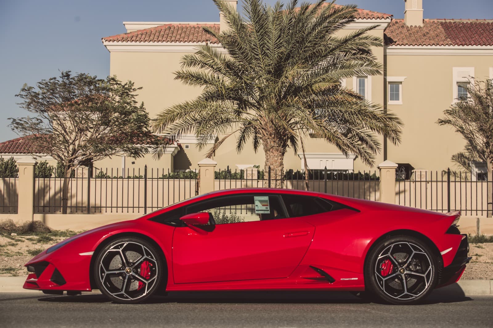 Rent Convertible Lamborghini Huracan Evo in Dubai gallery photo 3