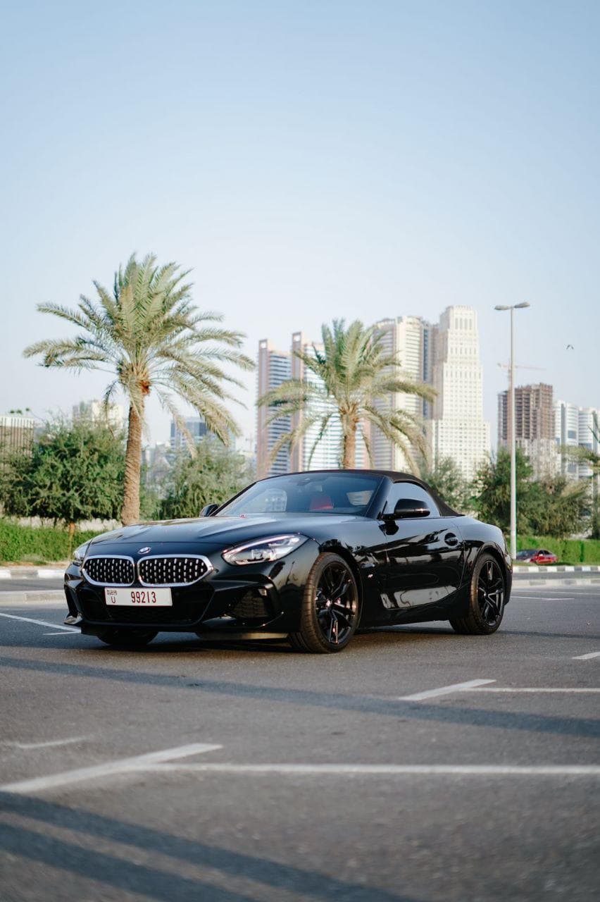 Rent BMW Z4 in Dubai gallery photo 4