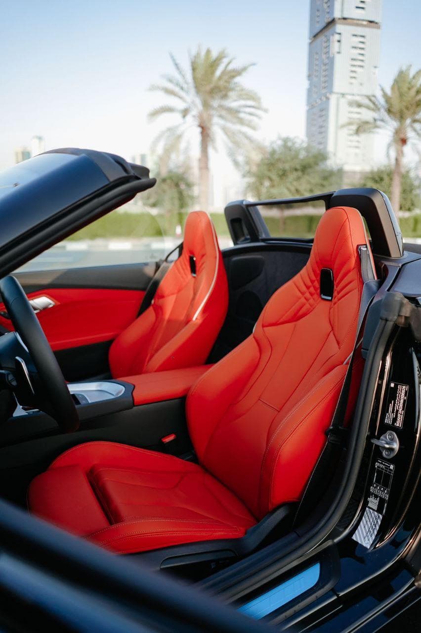 Rent BMW Z4 in Dubai gallery photo 2
