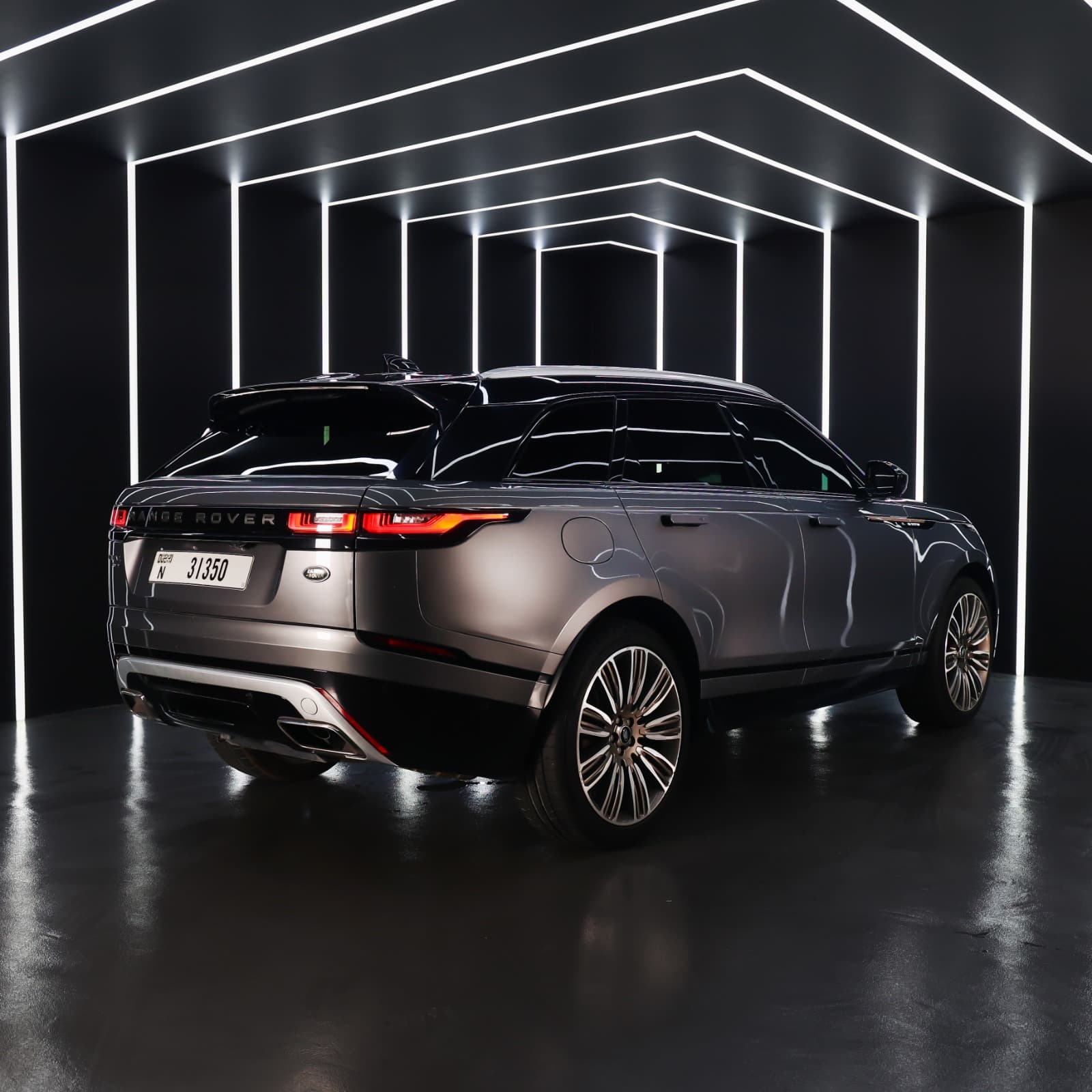 Rent Range Rover Velar in Dubai gallery photo 4