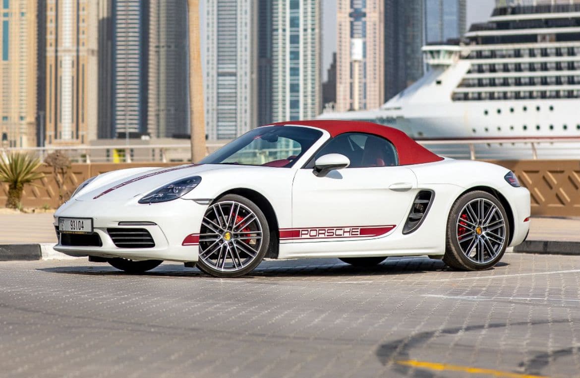 Rent Porsche Boxster in Dubai gallery photo 1