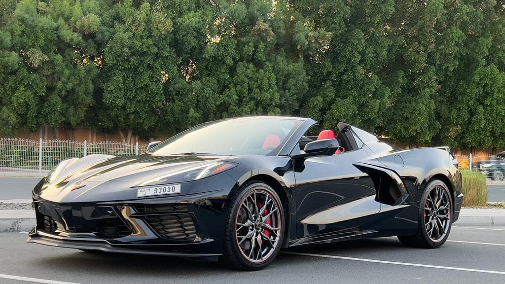 Rent Chevrolet Corvette in Dubai gallery photo 1