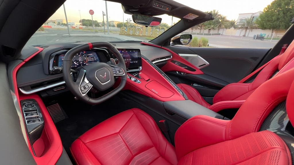 Rent Chevrolet Corvette in Dubai gallery photo 2