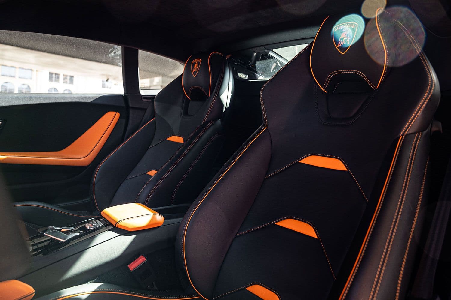 Rent Lamborghini Huracan Coupe in Dubai gallery photo 3