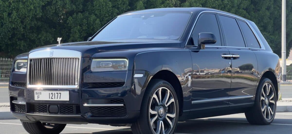 Rent Rolls Royce Cullinan Black in Dubai