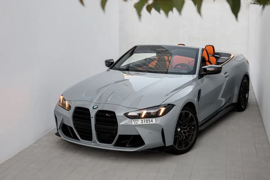 Bmw M4 Competition Convertible rental Abu Dhabi