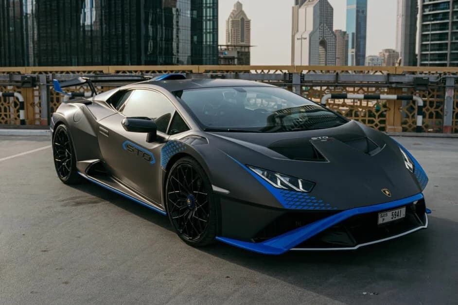 Lamborghini Huracan STO rental Abu Dhabi