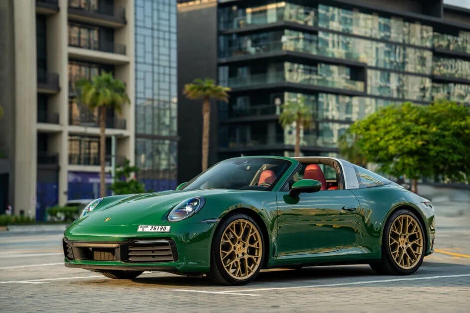 Porsche 911 Targa 4 GTS rental Abu Dhabi
