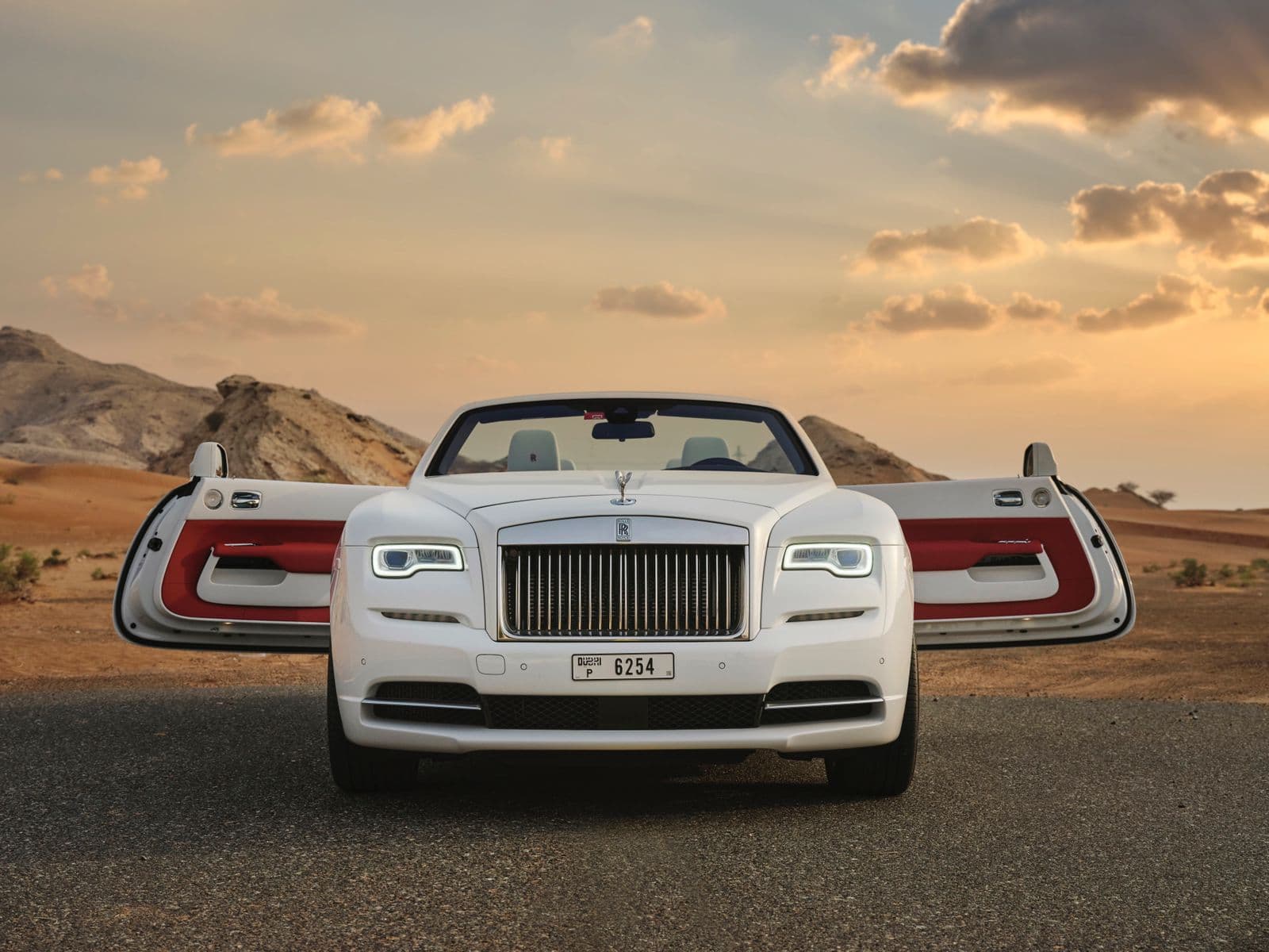 Rolls Royce Dawn Rental Dubai gallery photo 3
