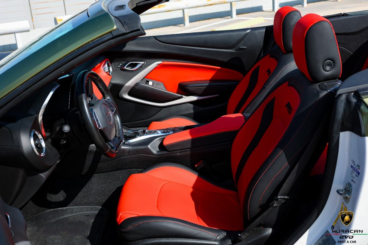 Rent Chevrolet Camaro Convertible in Dubai gallery photo 3