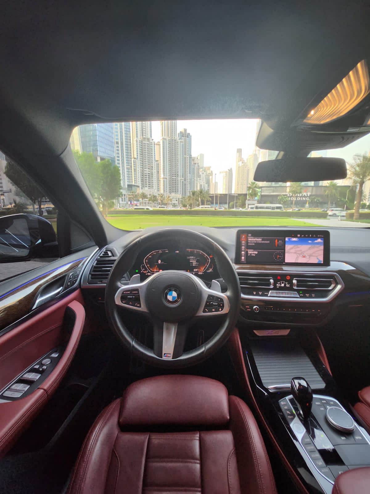 Rent BMW X4 in Dubai gallery photo 4