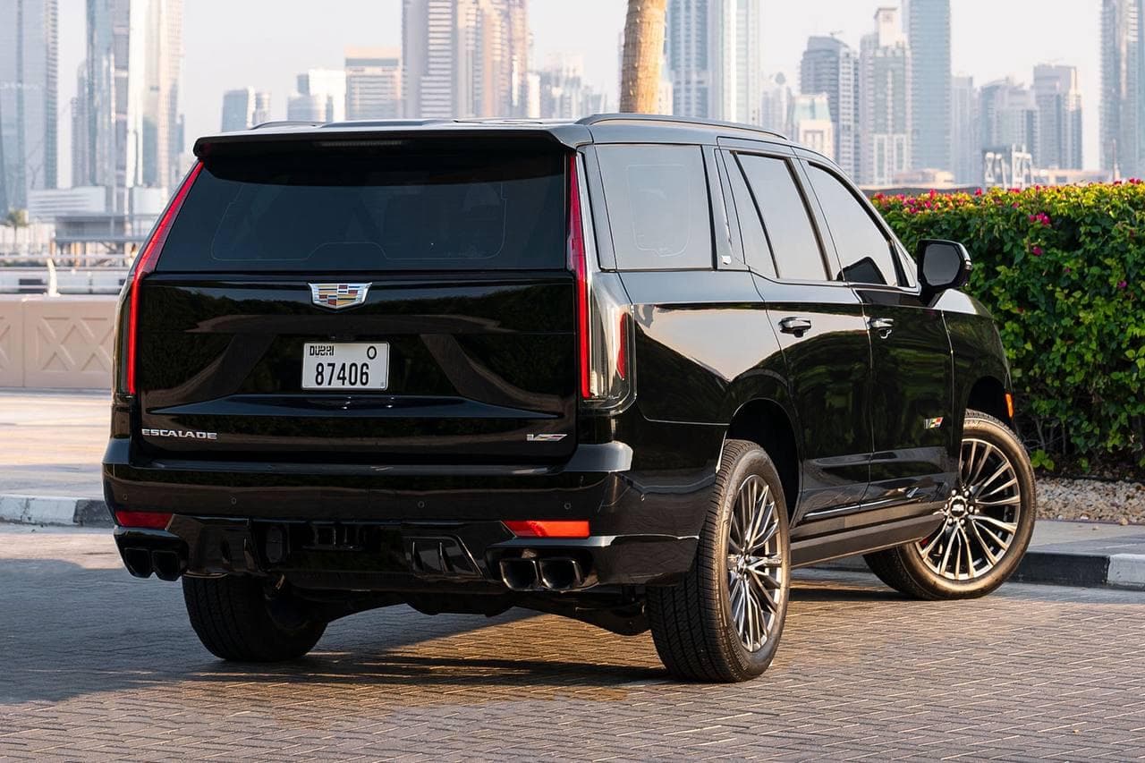 Cadillac Escalade Sport V Base Rental in Dubai gallery photo 4