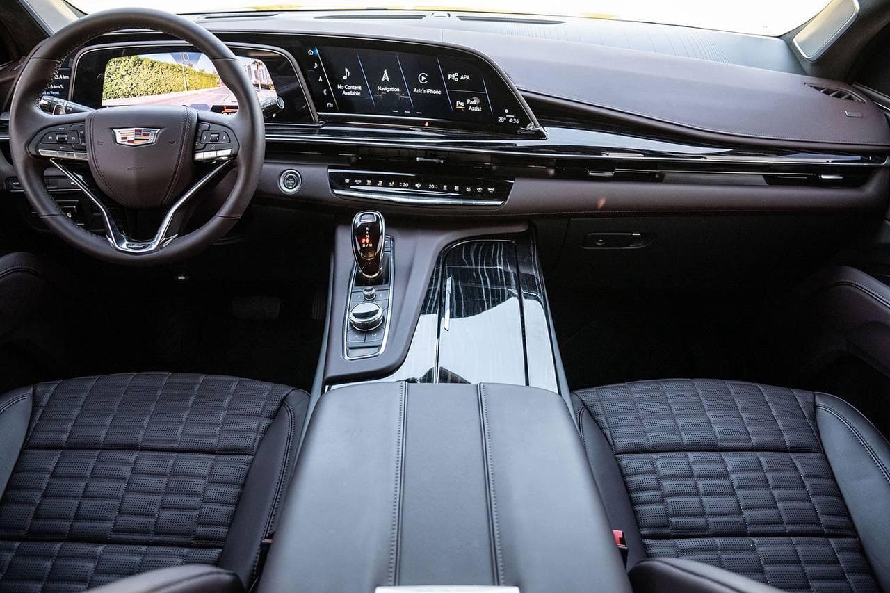 Rent Cadillac Escalade Sports V Base Car Dubai gallery photo 2