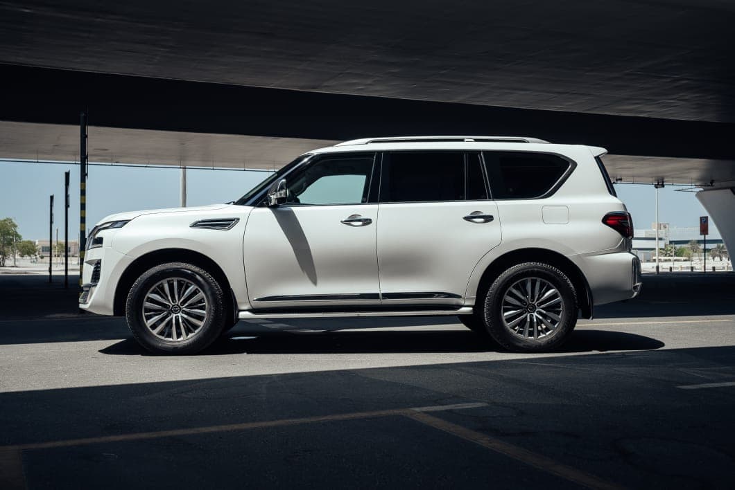 Rent Nissan Patrol White in Dubai gallery photo 2