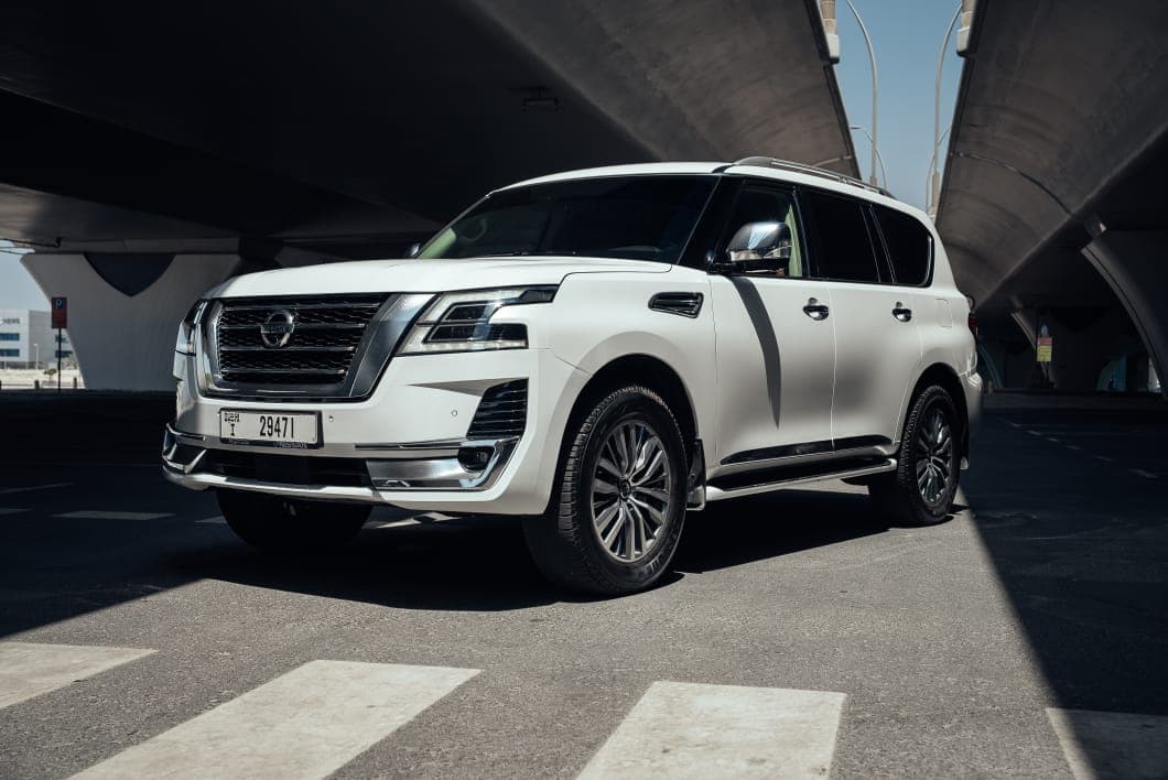 Rent Nissan Patrol White in Dubai gallery photo 1
