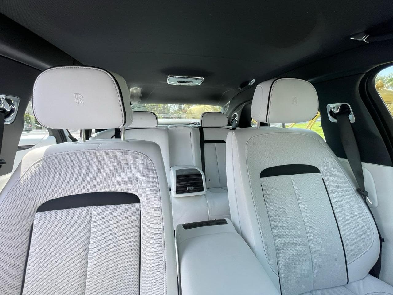Rolls Royce Ghost Rental in Dubai gallery photo 4