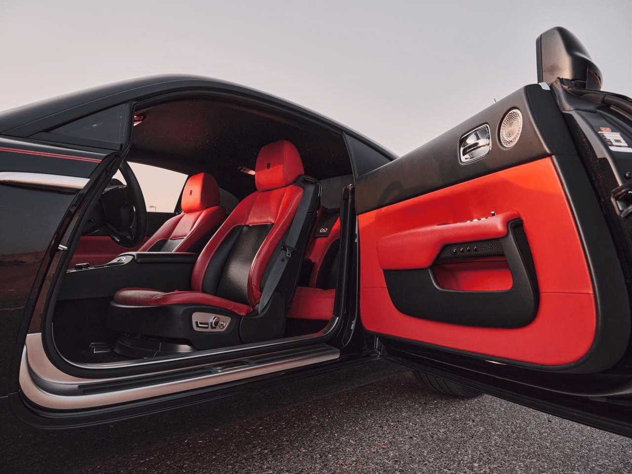 Rent Rolls Royce Wraith Dubai gallery photo 4
