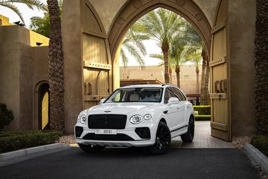 Bentley Bentayga Mulliner rental Abu Dhabi