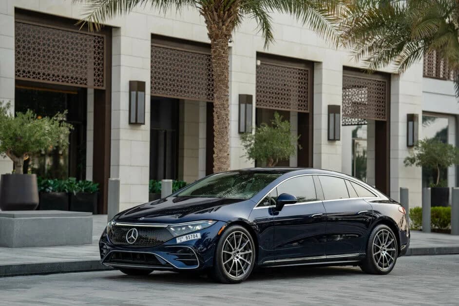 Mercedes-Benz EQS 580 4MATIC rental Abu Dhabi