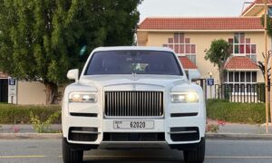 Rent Rolls Royce Cullinan White in Dubai