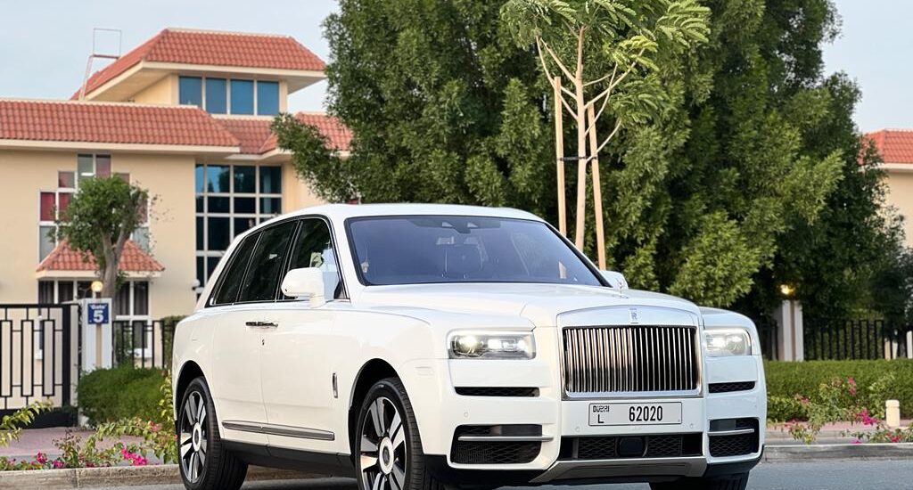 Rent Rolls Royce Cullinan White in Dubai