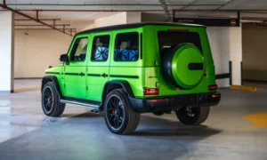 Rent Green Mercedes G63