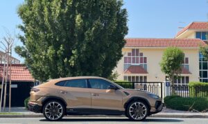 Rent Lamborghini Urus S in Dubai