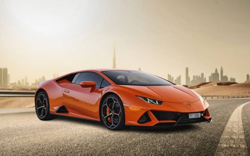 Rent LAMBORGHINI HURACAN EVO Dubai