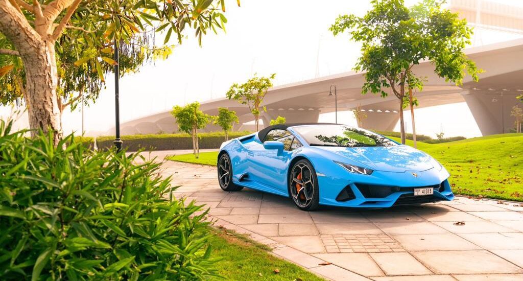 Rent Lamborghini Huracan Evo Dubai